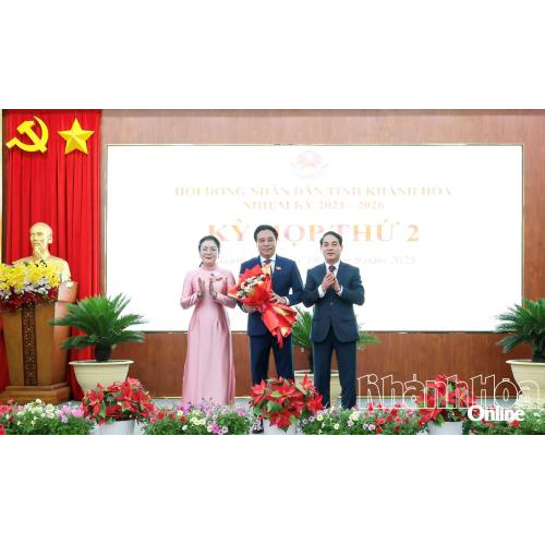 Đồng chí Nguyễn Khắc Toàn được bầu giữ chức vụ Chủ tịch UBND tỉnh Khánh Hòa nhiệm kỳ 2021 - 2026